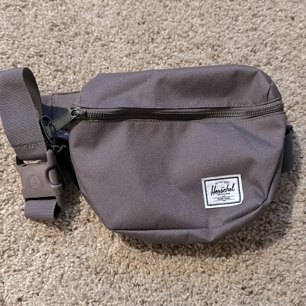 Herschel Supply Co. Fifteen Belt Bag